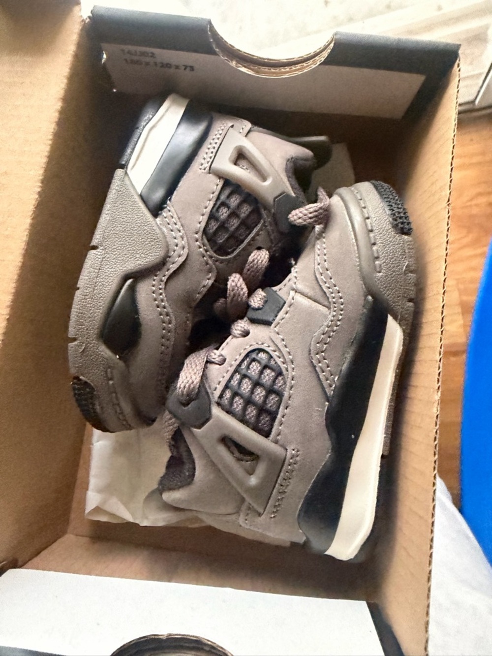 Nike Toddler Brown and Black Sneakers